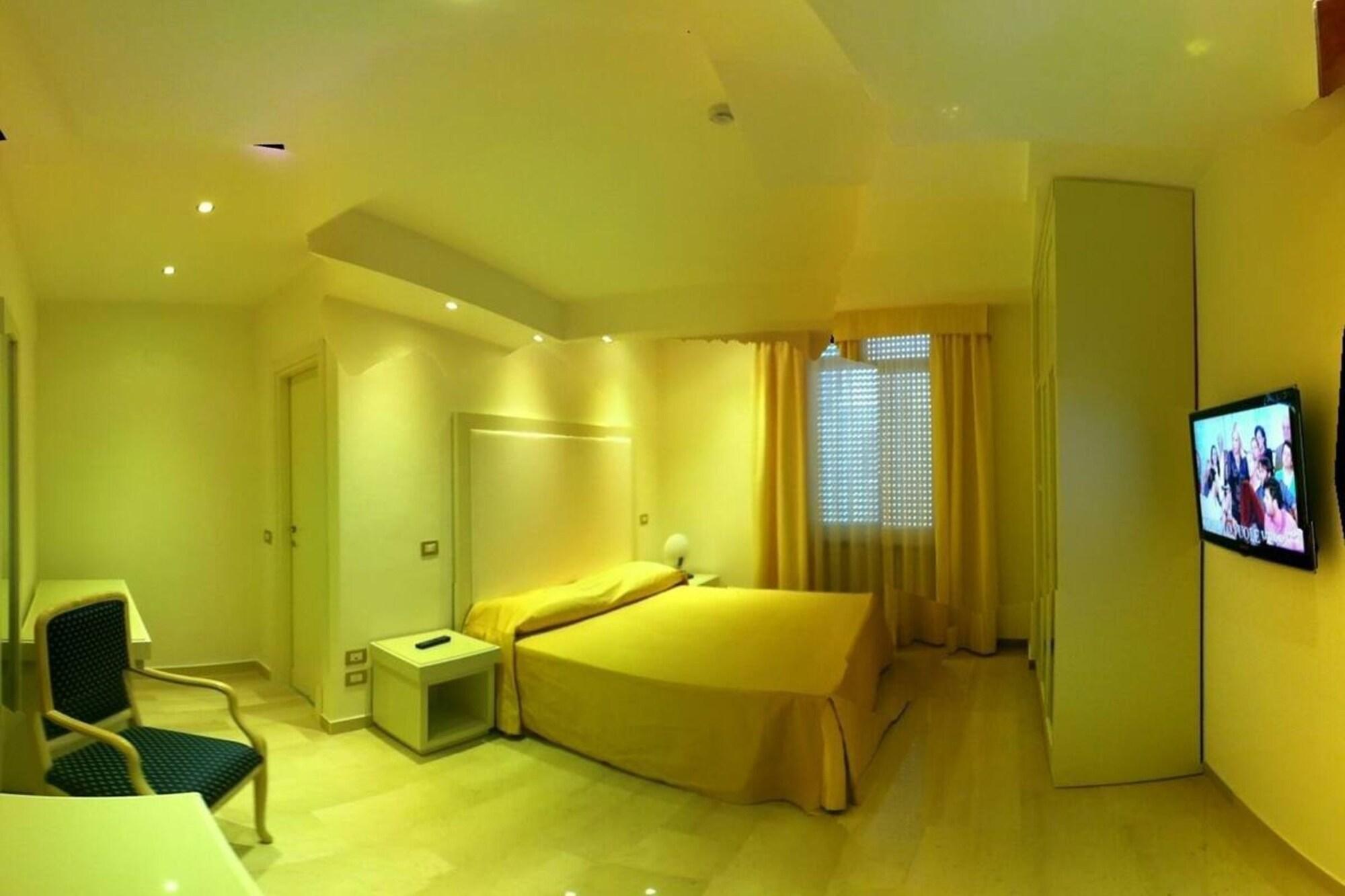 Hotel Europa ฟอจเจีย ภายนอก รูปภาพ