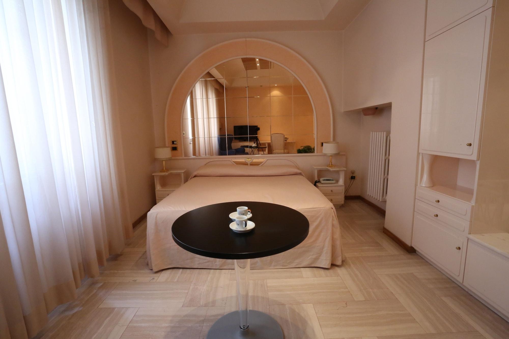 Hotel Europa ฟอจเจีย ภายนอก รูปภาพ