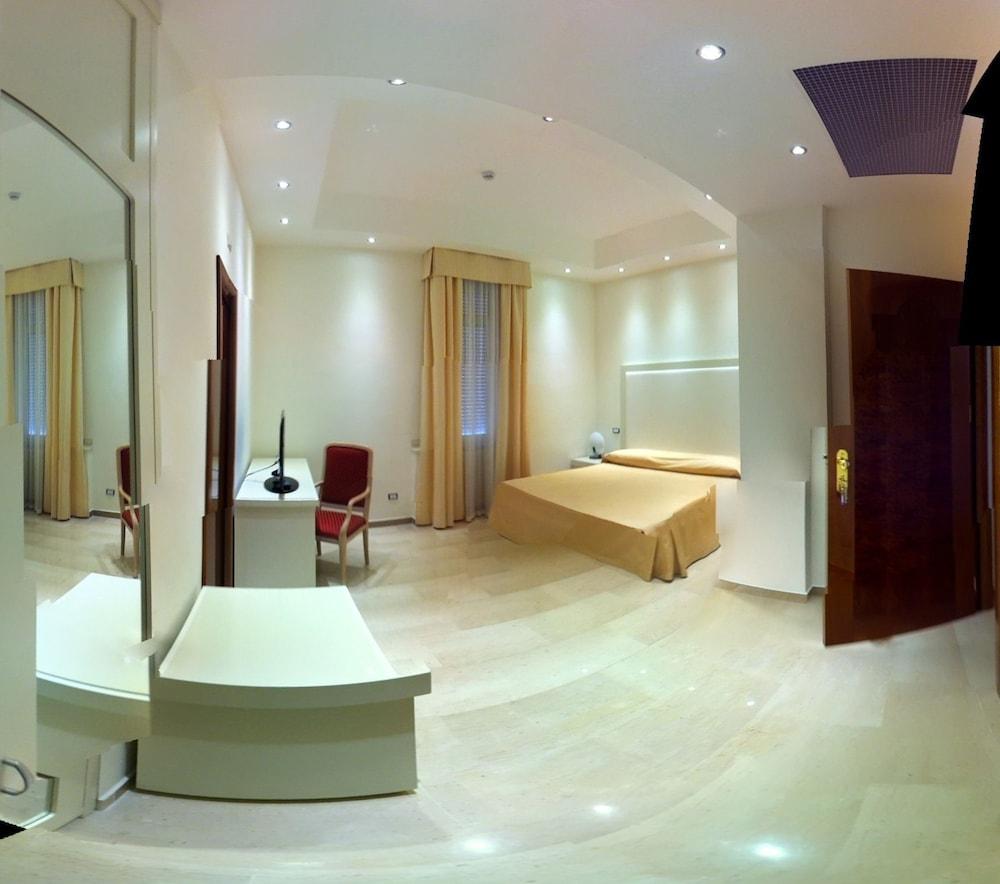 Hotel Europa ฟอจเจีย ภายนอก รูปภาพ