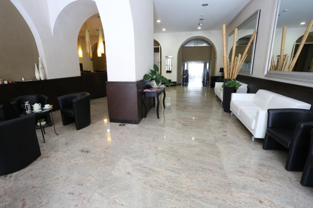 Hotel Europa ฟอจเจีย ภายนอก รูปภาพ